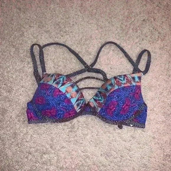 Maaji NWOT size small bikini top - Picture 1 of 3